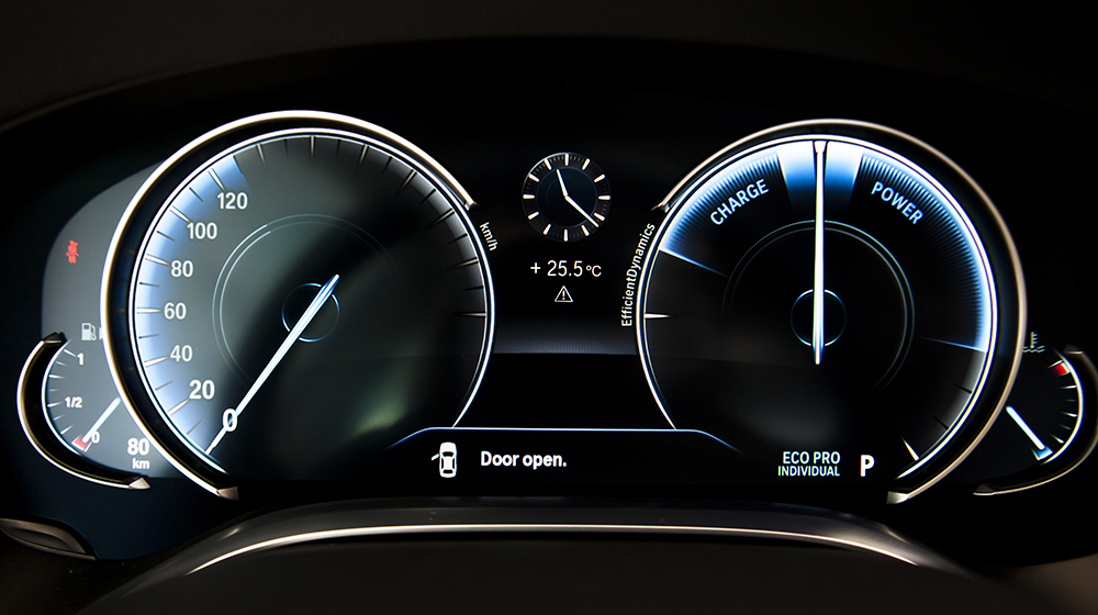 Ảnh chi tiết BMW 730Li chính hãng tại Việt Nam BMW_730Li (12).jpg