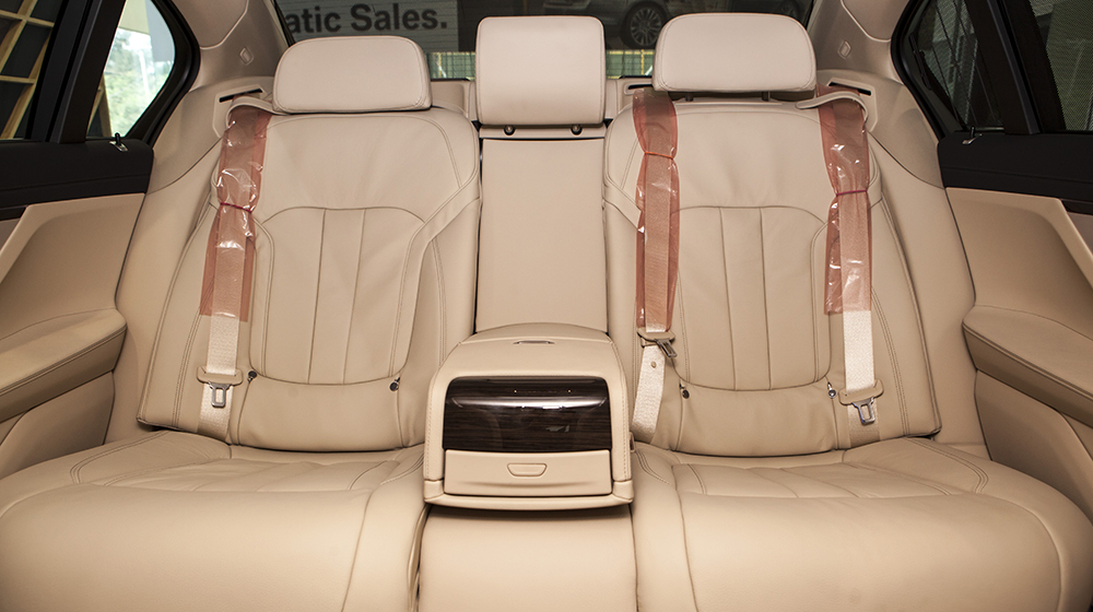 Ảnh chi tiết BMW 730Li chính hãng tại Việt Nam BMW_730Li (15).jpg