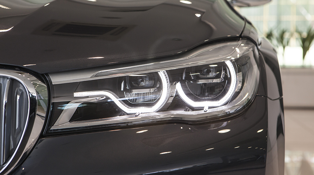 Ảnh chi tiết BMW 730Li chính hãng tại Việt Nam BMW_730Li (3).jpg
