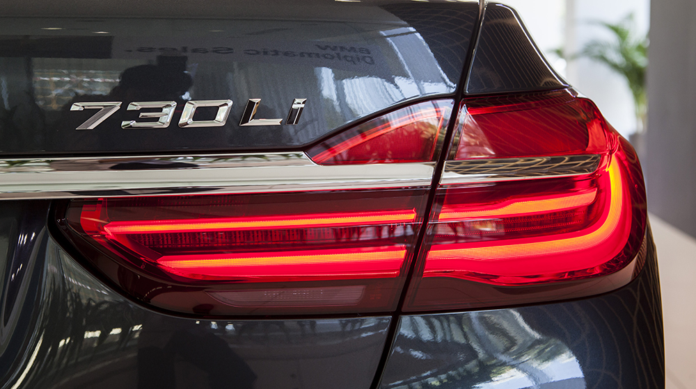 Ảnh chi tiết BMW 730Li chính hãng tại Việt Nam BMW_730Li (5).jpg
