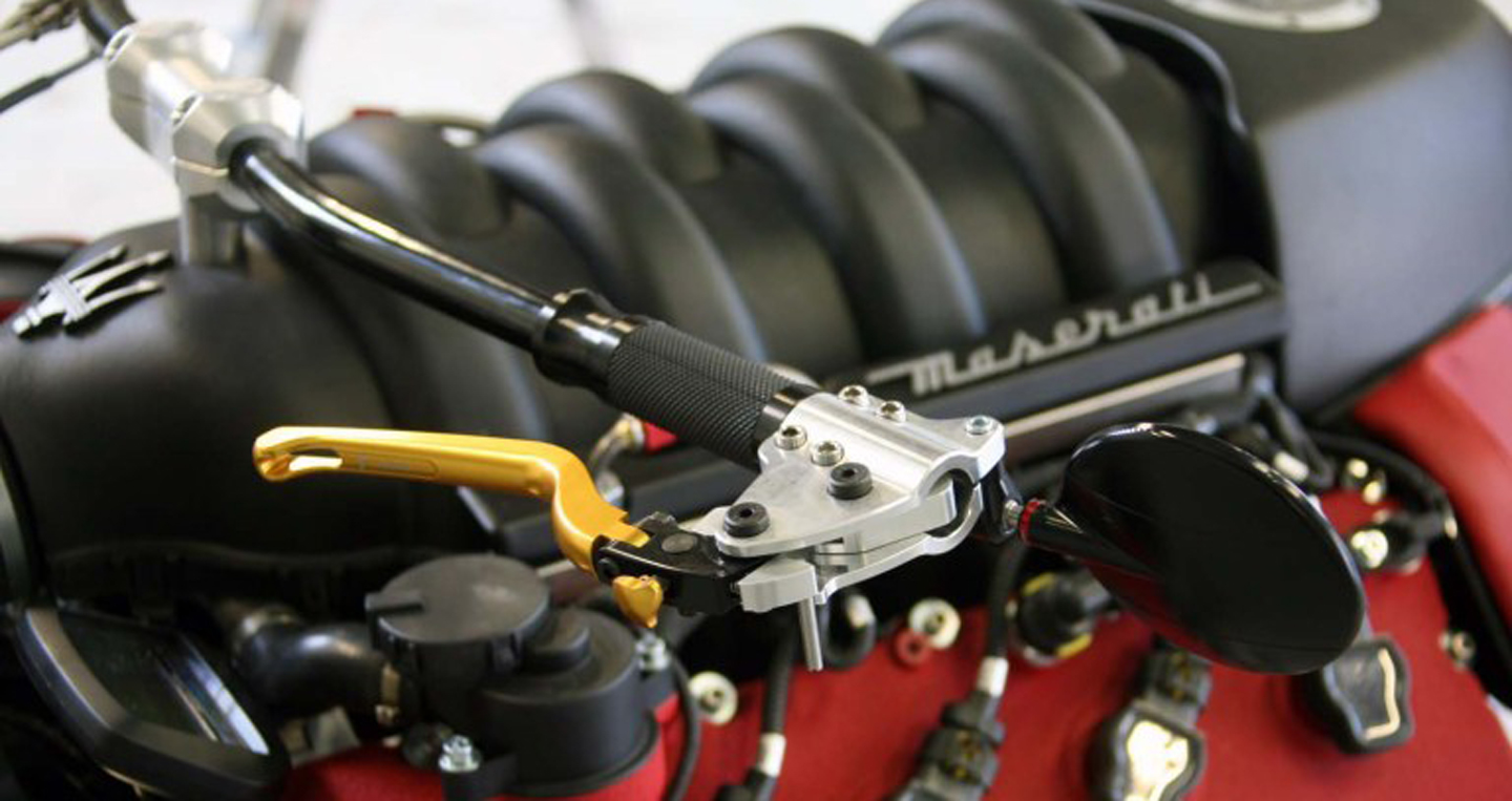 Siêu môtô Lazareth LM847 dùng động cơ ôtô V8 4.7L Lazareth-LM-847-02 copy.JPG