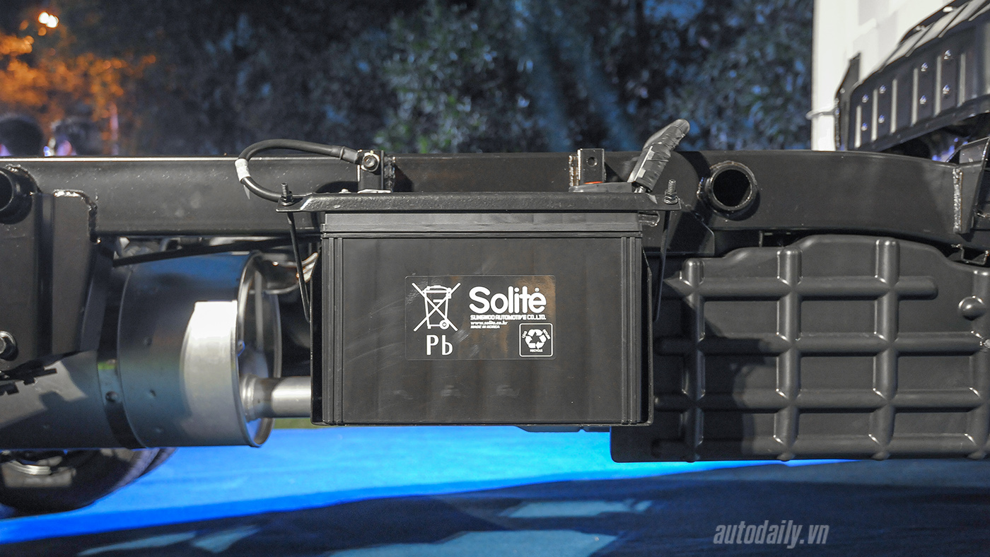 Giá từ 325 triệu đồng, xe tải nhỏ của Hyundai có gì hấp dẫn tài xế Việt? H100 (13).JPG