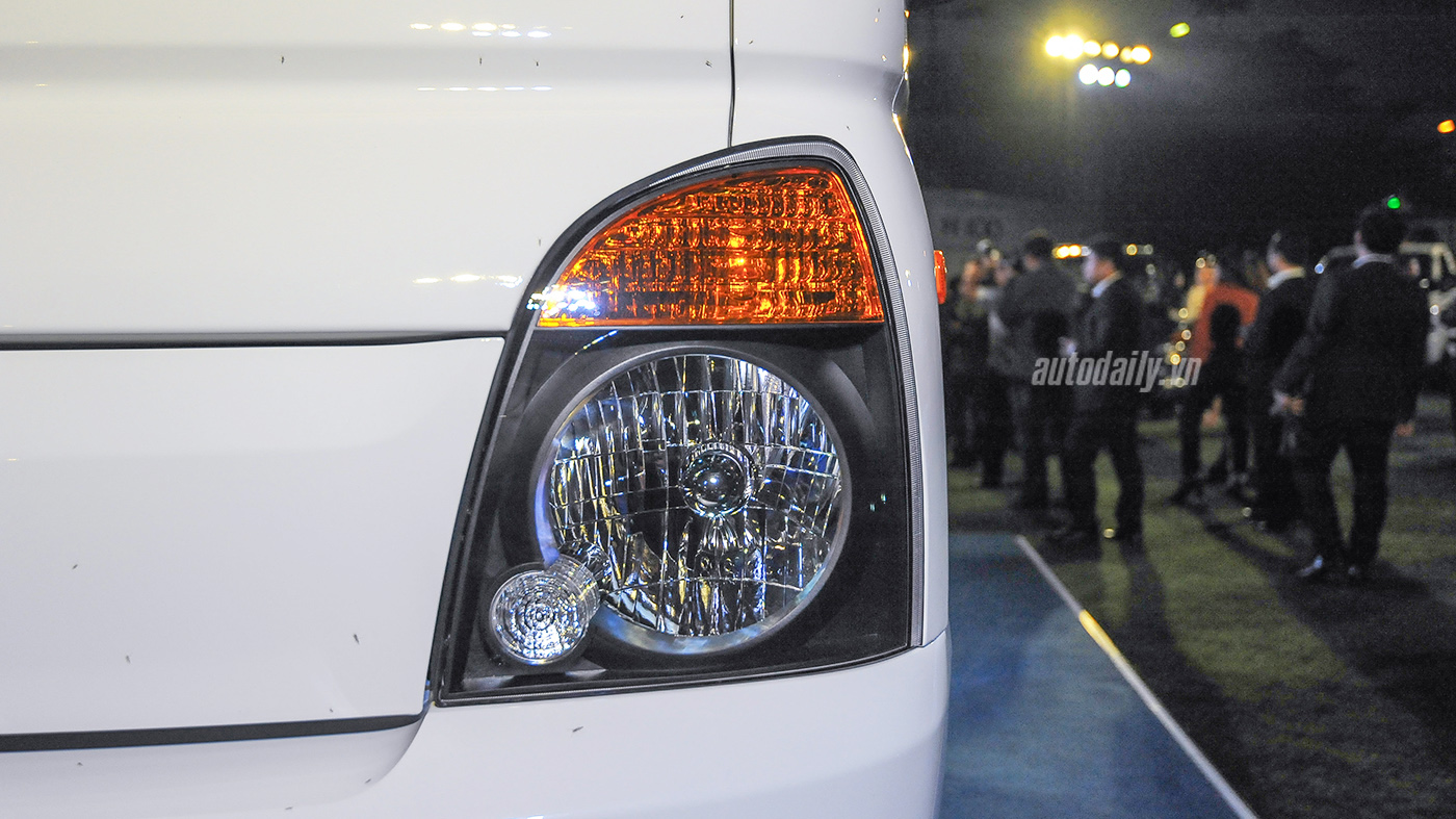 Giá từ 325 triệu đồng, xe tải nhỏ của Hyundai có gì hấp dẫn tài xế Việt? H100 (20).JPG