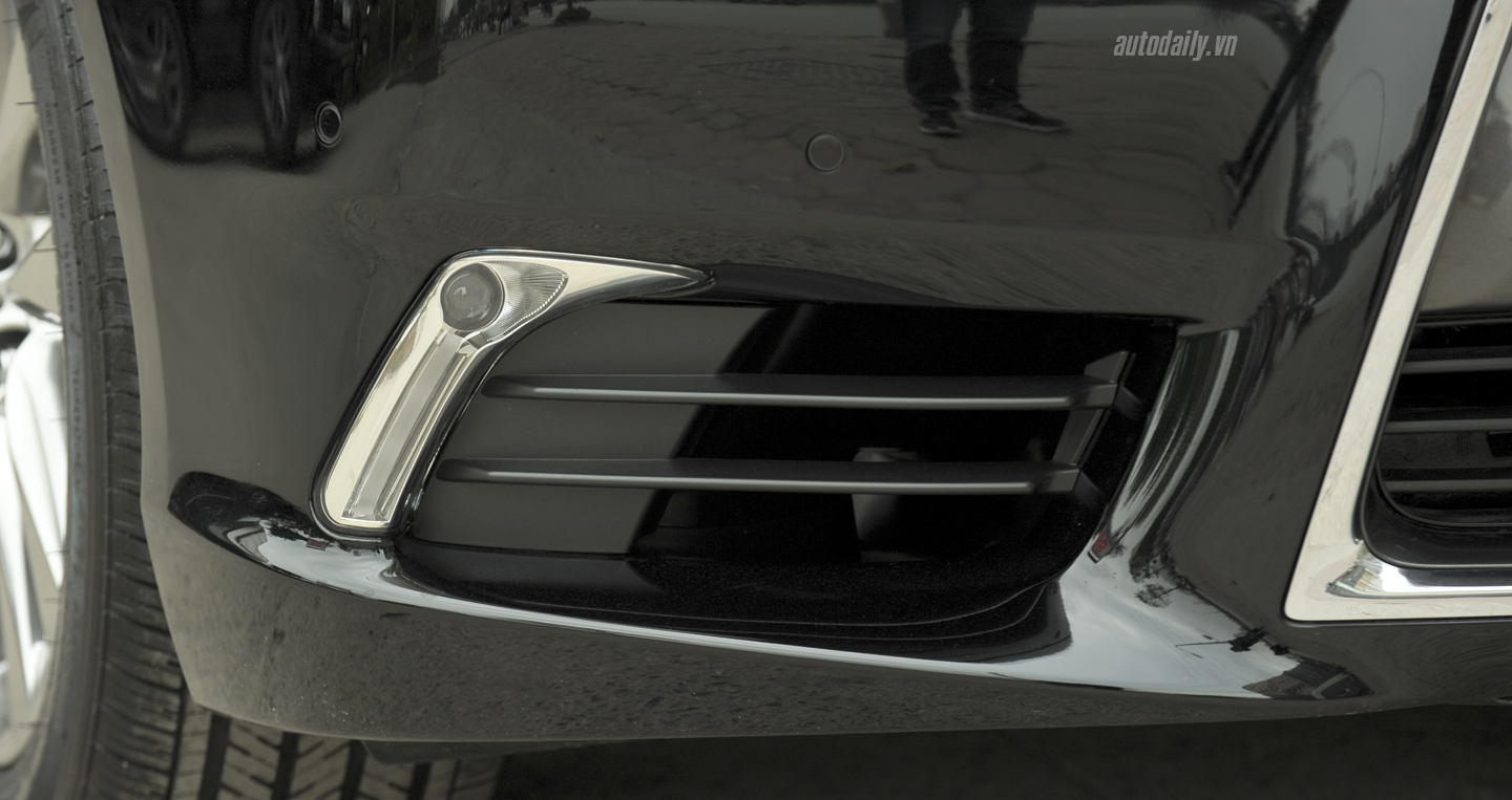Chi tiết ngoại thất Lexus LS460L 2016 Lexus LS460L 2016 (19).jpg