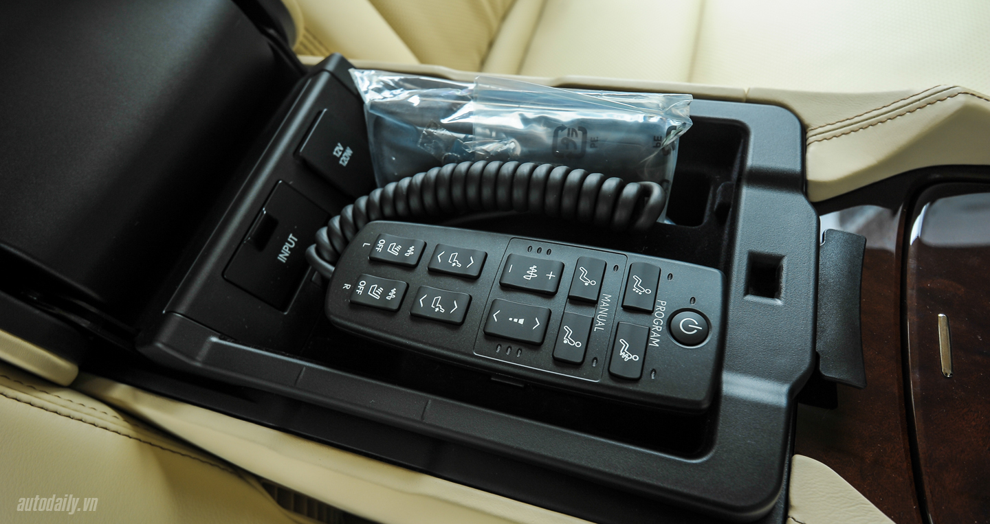 Chi tiết nội thất Lexus LS460L 2016 tại Hà Nội Lexus LS460L 2016 (3).jpg