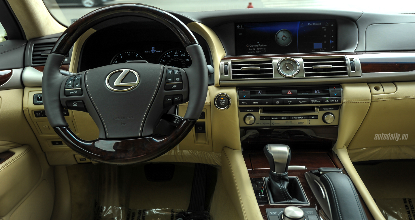 Chi tiết nội thất Lexus LS460L 2016 tại Hà Nội Lexus LS460L 2016 (32).jpg