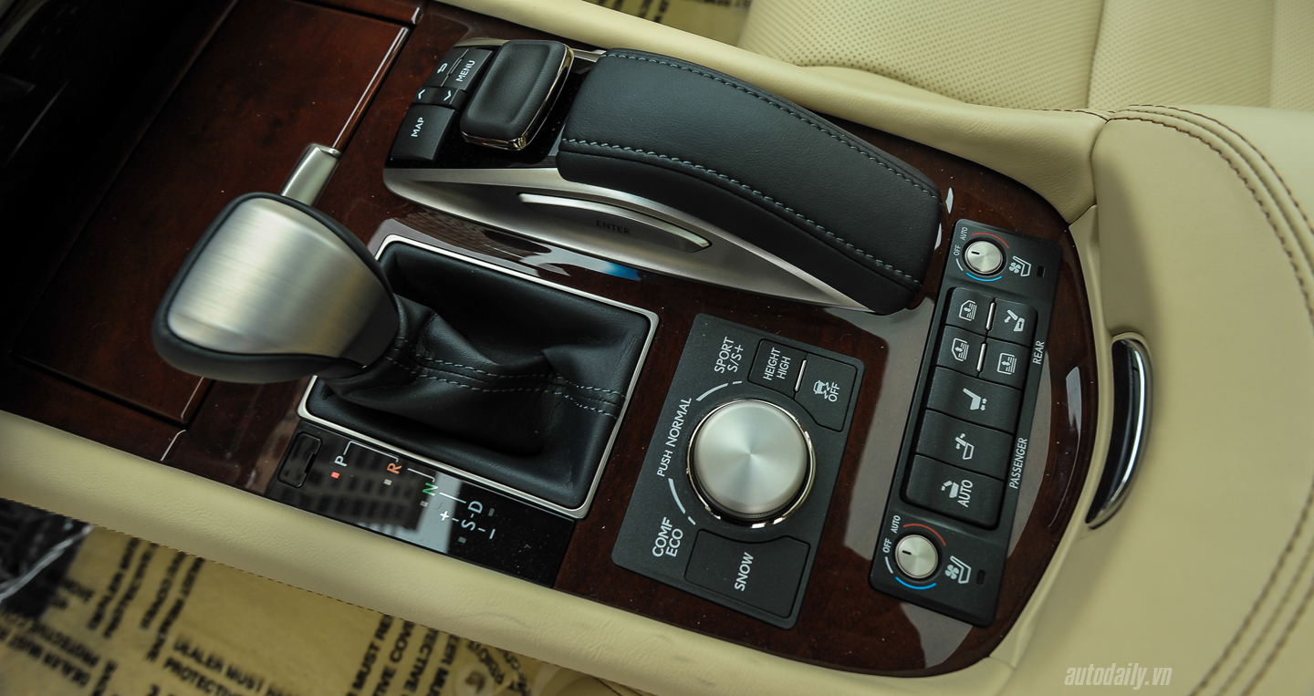 Chi tiết nội thất Lexus LS460L 2016 tại Hà Nội Lexus LS460L 2016 (41).jpg