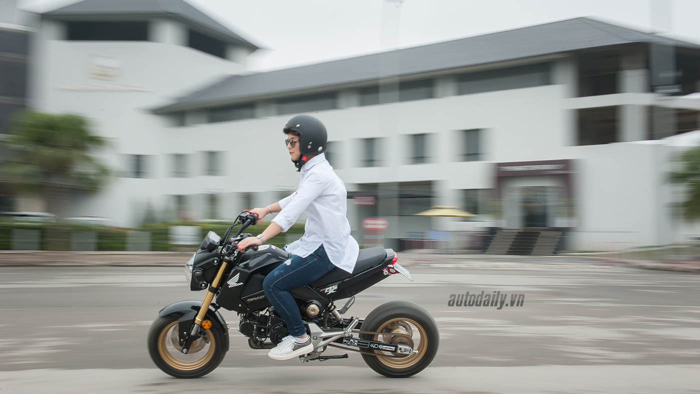 Có một cô nàng “nghiện” xe côn tay Ruby Phạm (4).JPG