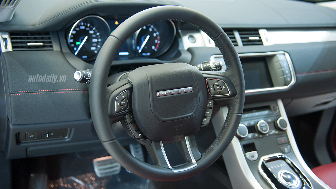Range Rover Evoque vs. Porsche Macan: Cân sức cân tài Evoque 2016 (2).JPG