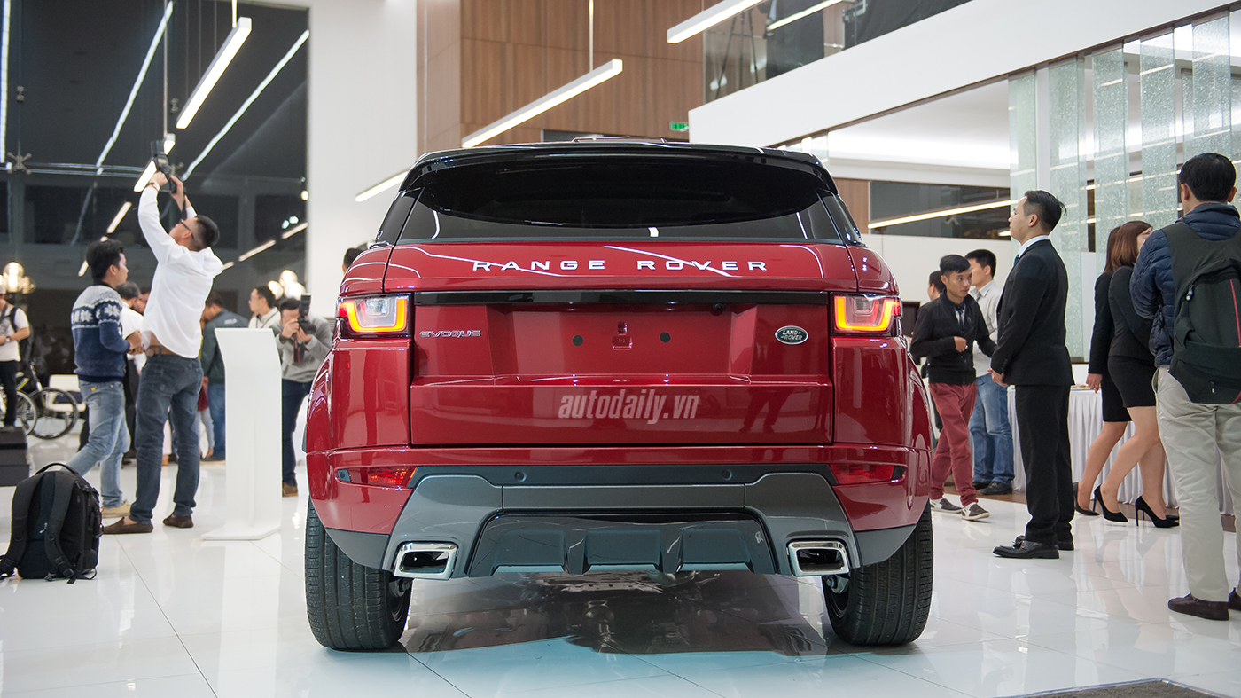 Range Rover Evoque vs. Porsche Macan: Cân sức cân tài Evoque 2016 (21).JPG