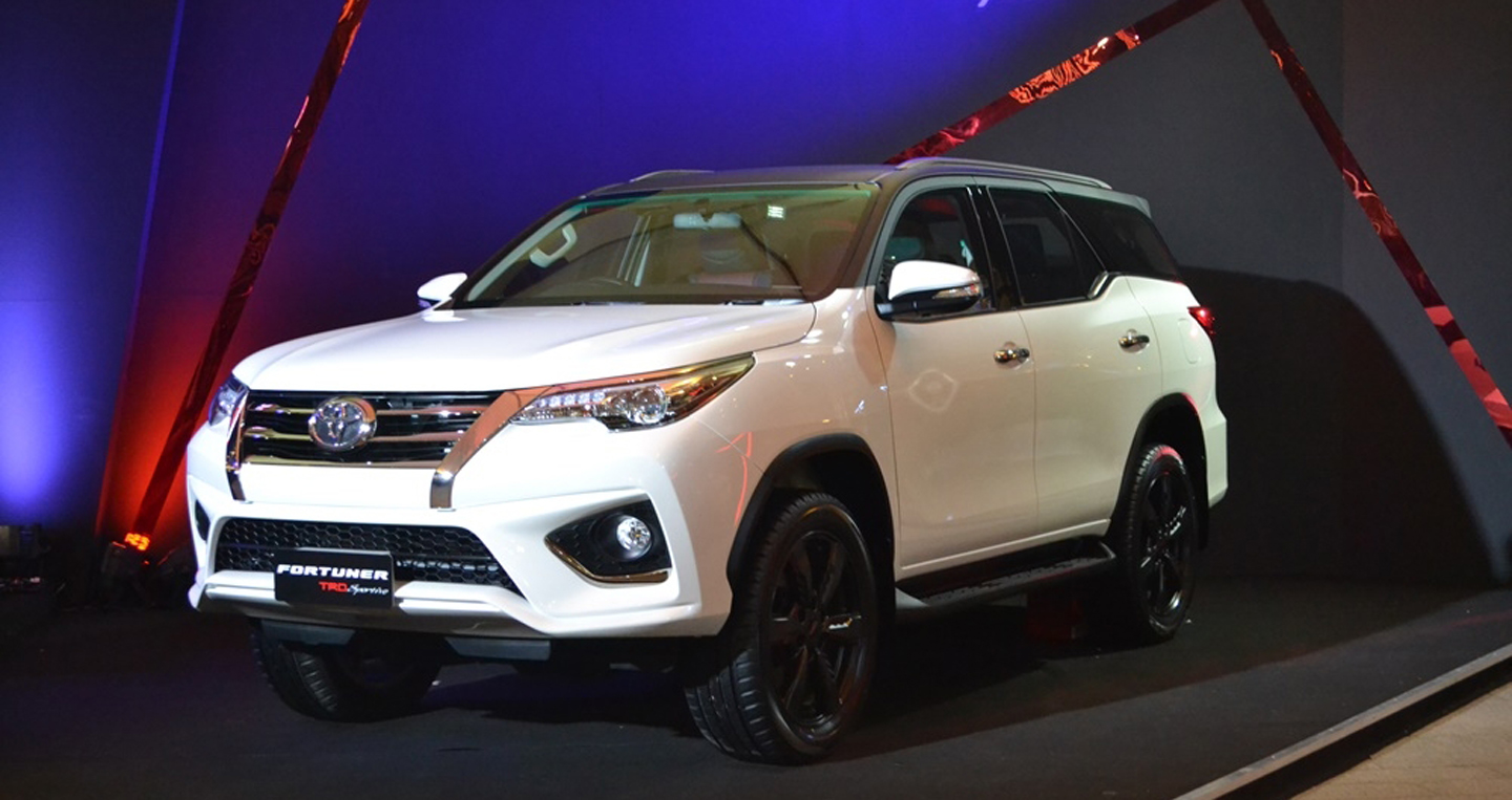 Toyota Fortuner TRD Sportivo 2016 chính thức ra mắt, giá 47.367 USD Fortuner TRD (6).JPG