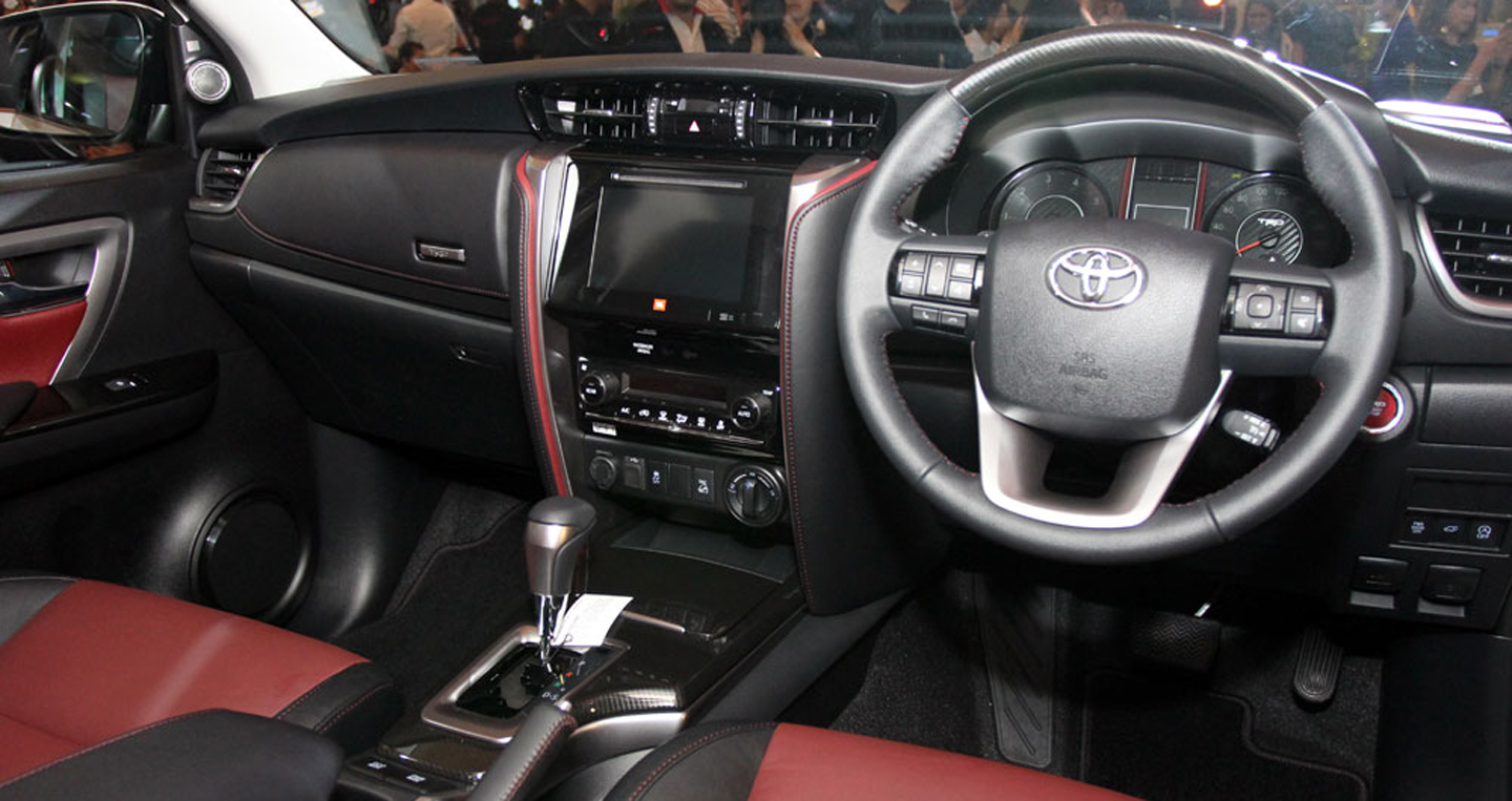 Ảnh chi tiết Toyota Fortuner TRD Sportivo 2016 Fortuner TRD (8).JPG