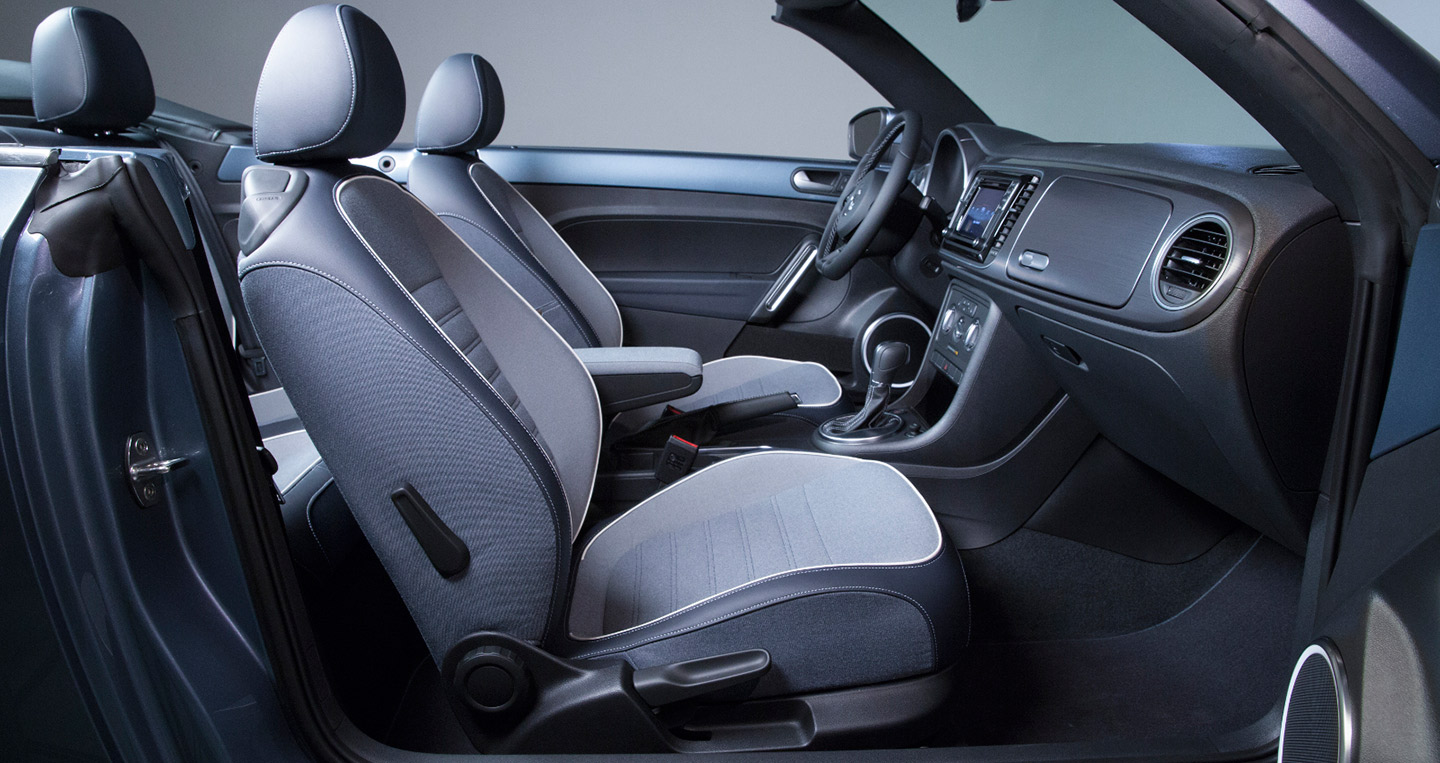 Ảnh chi tiết VW Beetle Convertible Denim 2016 VW Beetle Convertible Denim (3).jpg