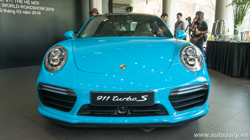 Tìm hiểu Porsche 911 Turbo S giá 14,5 tỷ đồng tại Việt Nam Porsche_911_Turbo_S (29).jpg