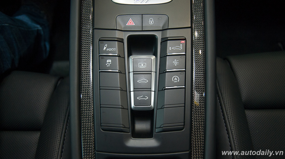 Ảnh chi tiết Porsche 911 Turbo S Porsche_911_Turbo_S (36).jpg