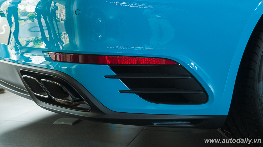 Ảnh chi tiết Porsche 911 Turbo S Porsche_911_Turbo_S (42).jpg