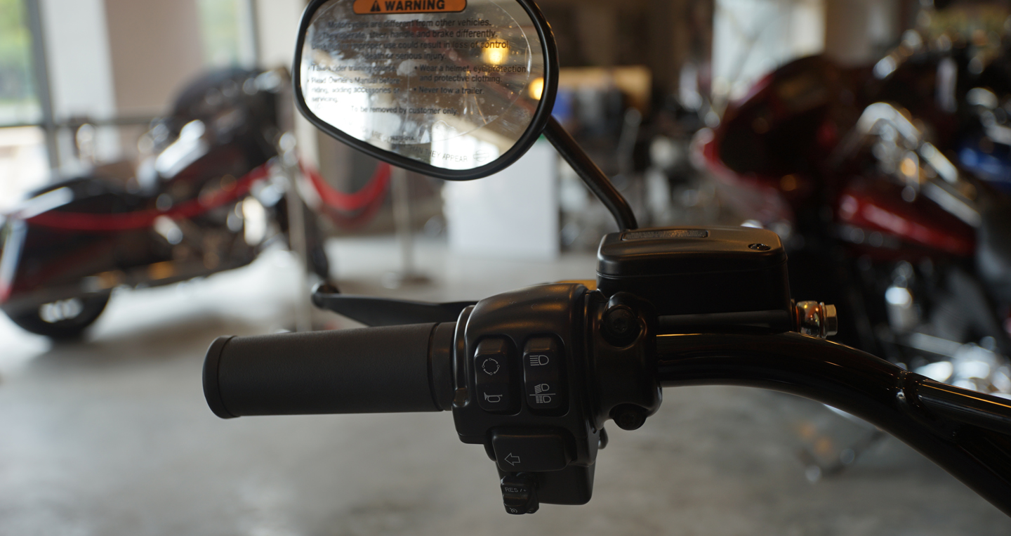 Ảnh chi tiết Harley-Davidson Softail Slim S tại Việt Nam harley-davidson Softail Slim S (1).jpg