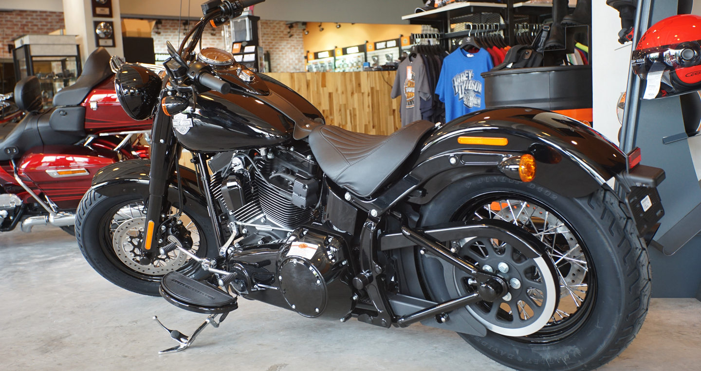 Harley Davidson Softail Slim s