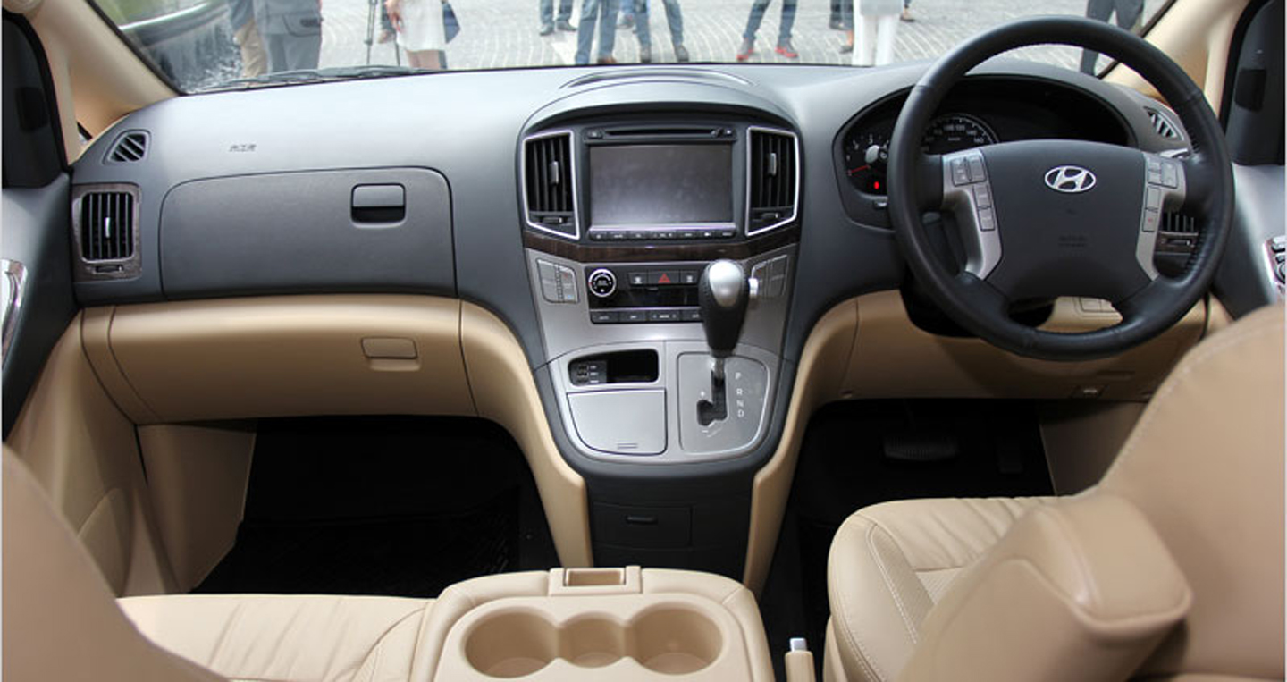 Hyundai Starex 2016 trình làng, giá từ 36.455 USD hyundai-h1-and-grand-starex-2016-06 copy.JPG