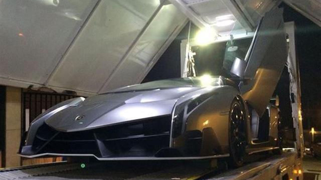 Lamborghini Veneno cũ được rao bán với giá 11,1 triệu USD veneno.jpg