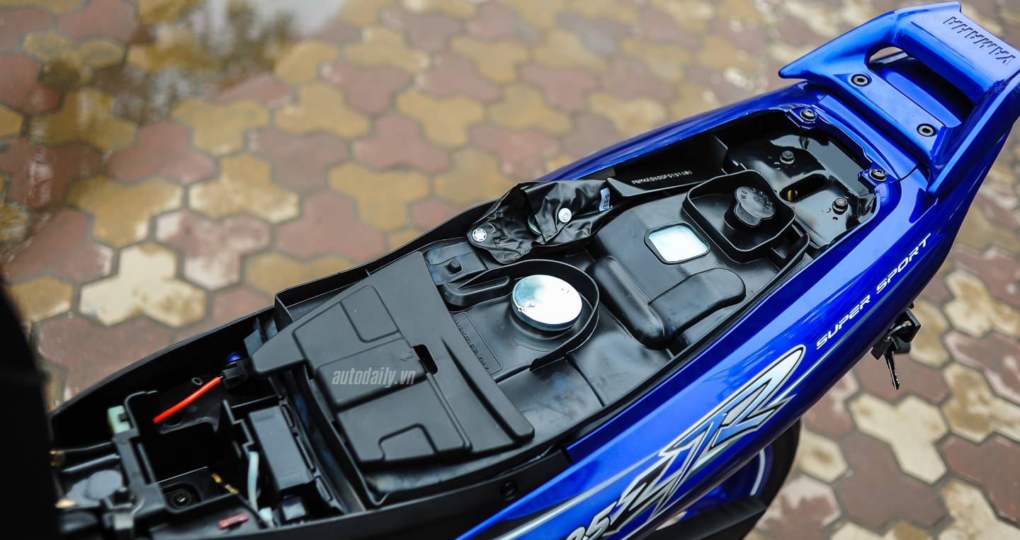 Ảnh chi tiết Yamaha 125ZR 2015 giá mới về Hà Nội Yamaha ZR (31).jpg