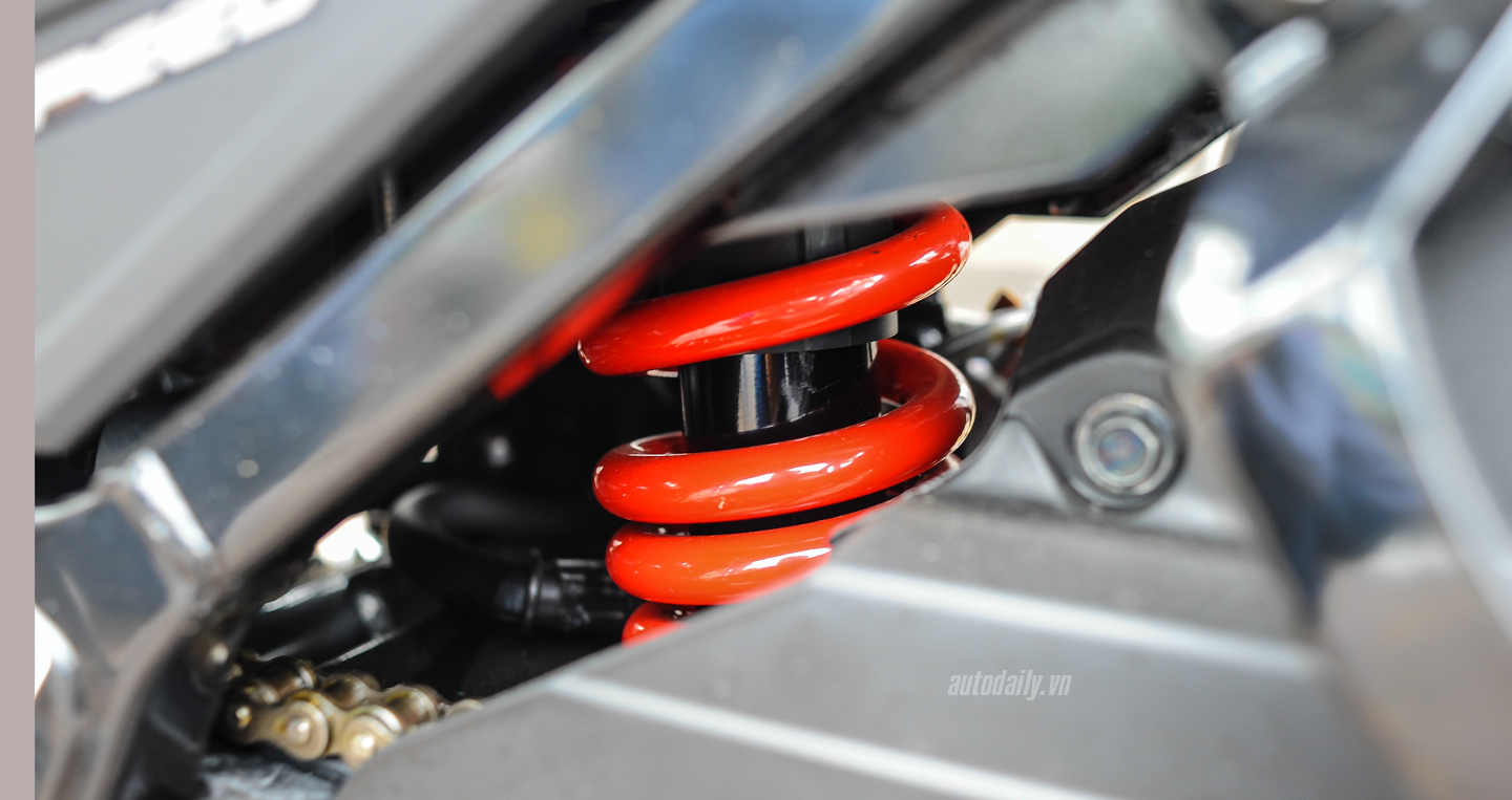 Ảnh chi tiết Yamaha 125ZR 2015 giá mới về Hà Nội Yamaha ZR (41).jpg