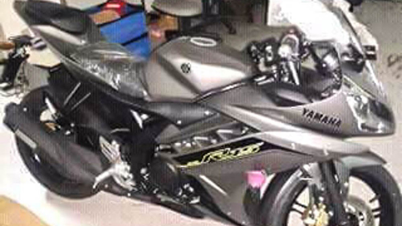 Rò rỉ hình ảnh Yamaha YZF-R15 phiên bản 2016 2016-Yamaha-R15-grey-spied-in-Indonesia.jpg