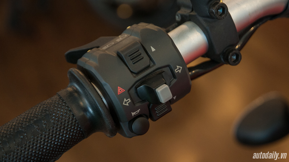 Ducati Scrambler Sixty2 chính hãng về Việt Nam Sixty2 (11).jpg