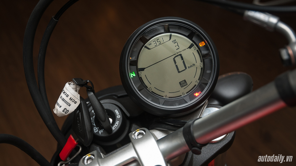 Ducati Scrambler Sixty2 chính hãng về Việt Nam Sixty2 (6).jpg