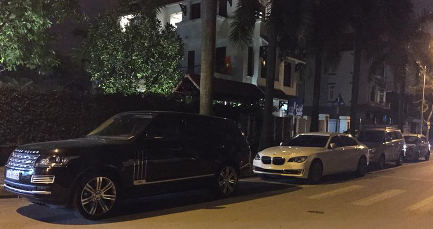 Dàn siêu xe khủng trong đám cưới Á hậu Trà My dam cuoi sieu xe (3).jpg