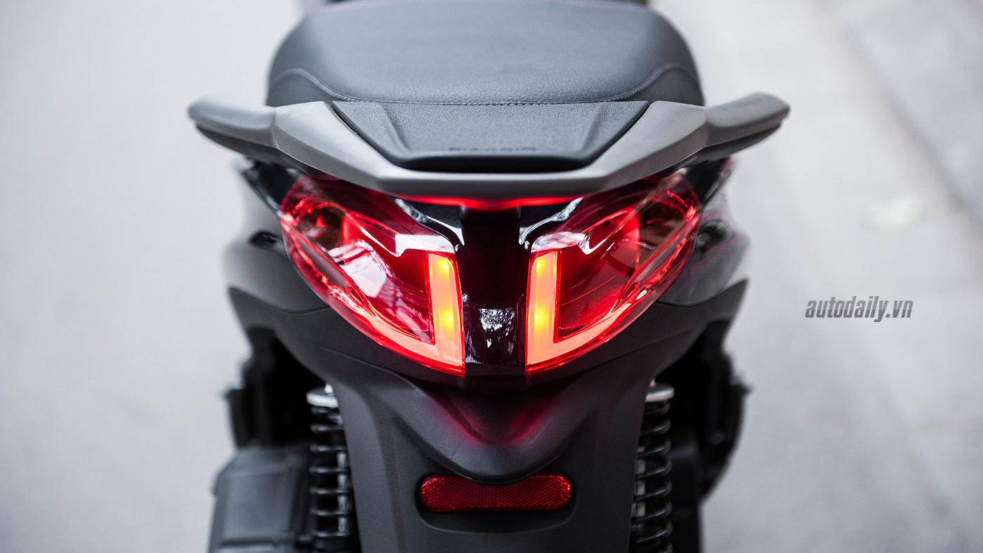 Đánh giá nhanh xe tay ga cỡ lớn Piaggio Medley Đánh giá nhanh Piaggio Medley (15).jpg