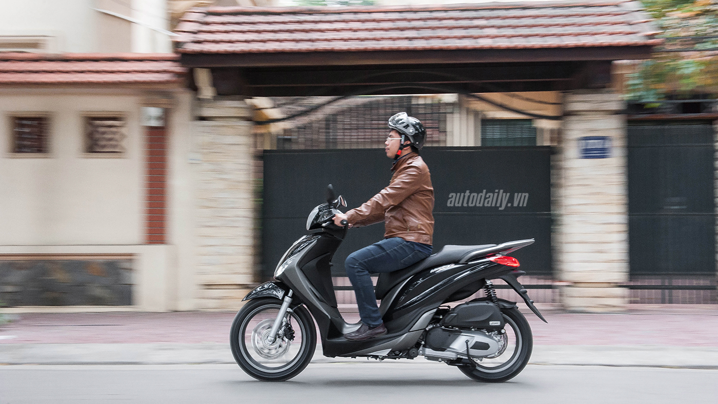 Đánh giá nhanh xe tay ga cỡ lớn Piaggio Medley Đánh giá nhanh Piaggio Medley (33).jpg