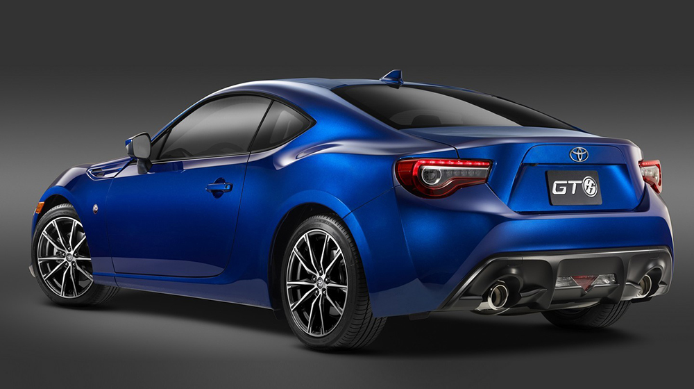 Vén màn Toyota GT86 2017 Toyota_GT86 (2).jpg