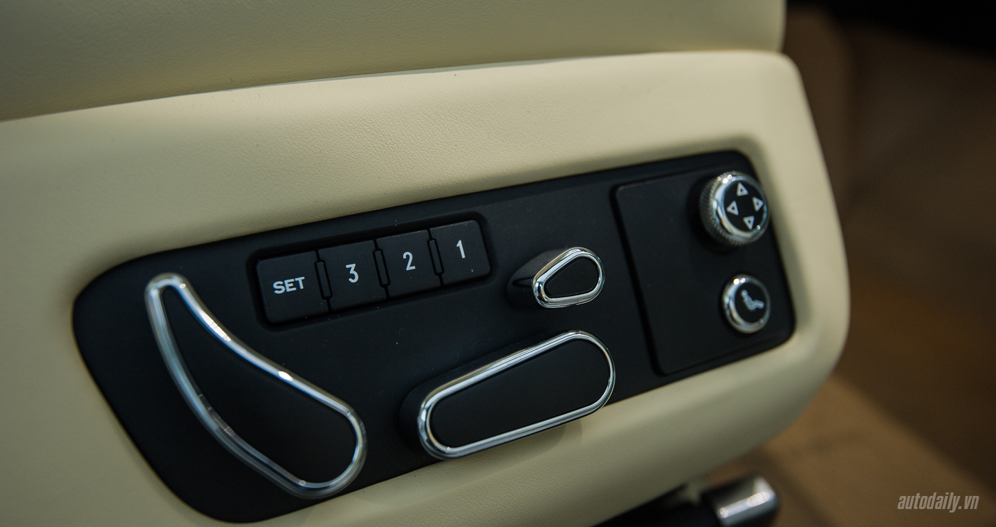 Ảnh chi tiết Bentley Continental GT V8 màu độc tại Việt Nam bentley Continental GT V8 (15).jpg