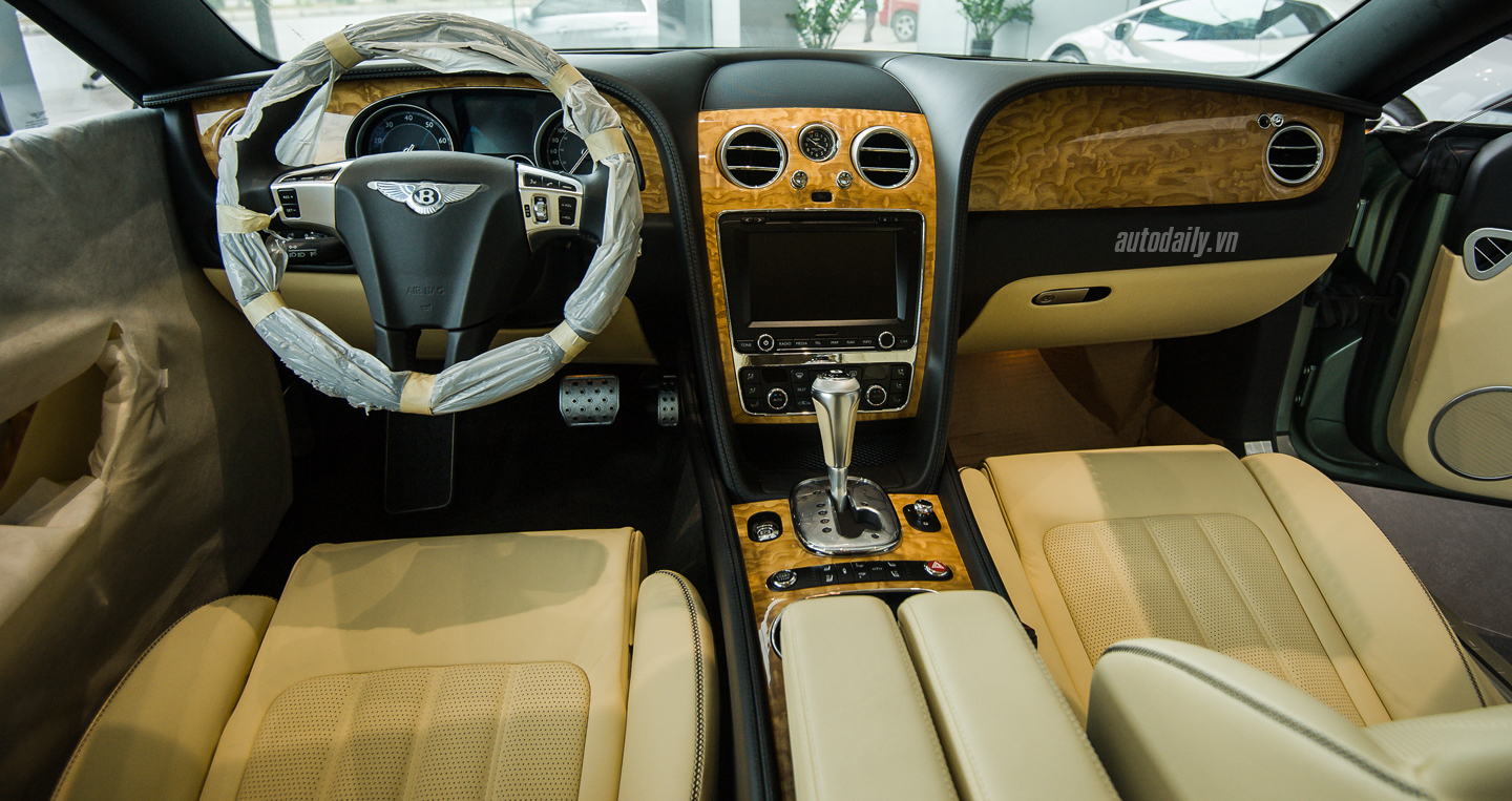 Chi tiết Bentley Continental GT V8 màu độc giá 11,2 tỷ tại Việt Nam bentley Continental GT V8 (17).jpg