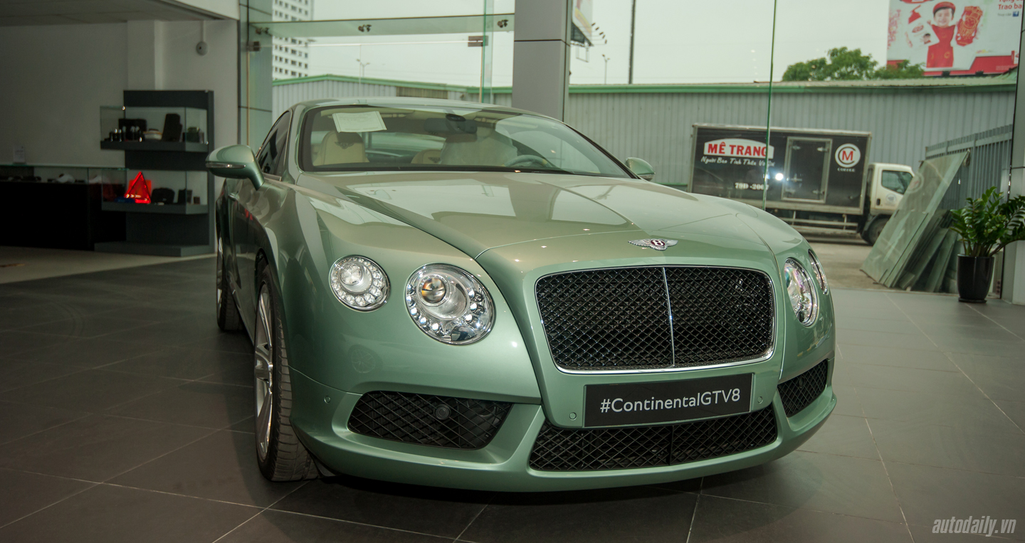 Chi tiết Bentley Continental GT V8 màu độc giá 11,2 tỷ tại Việt Nam bentley Continental GT V8 (2).jpg