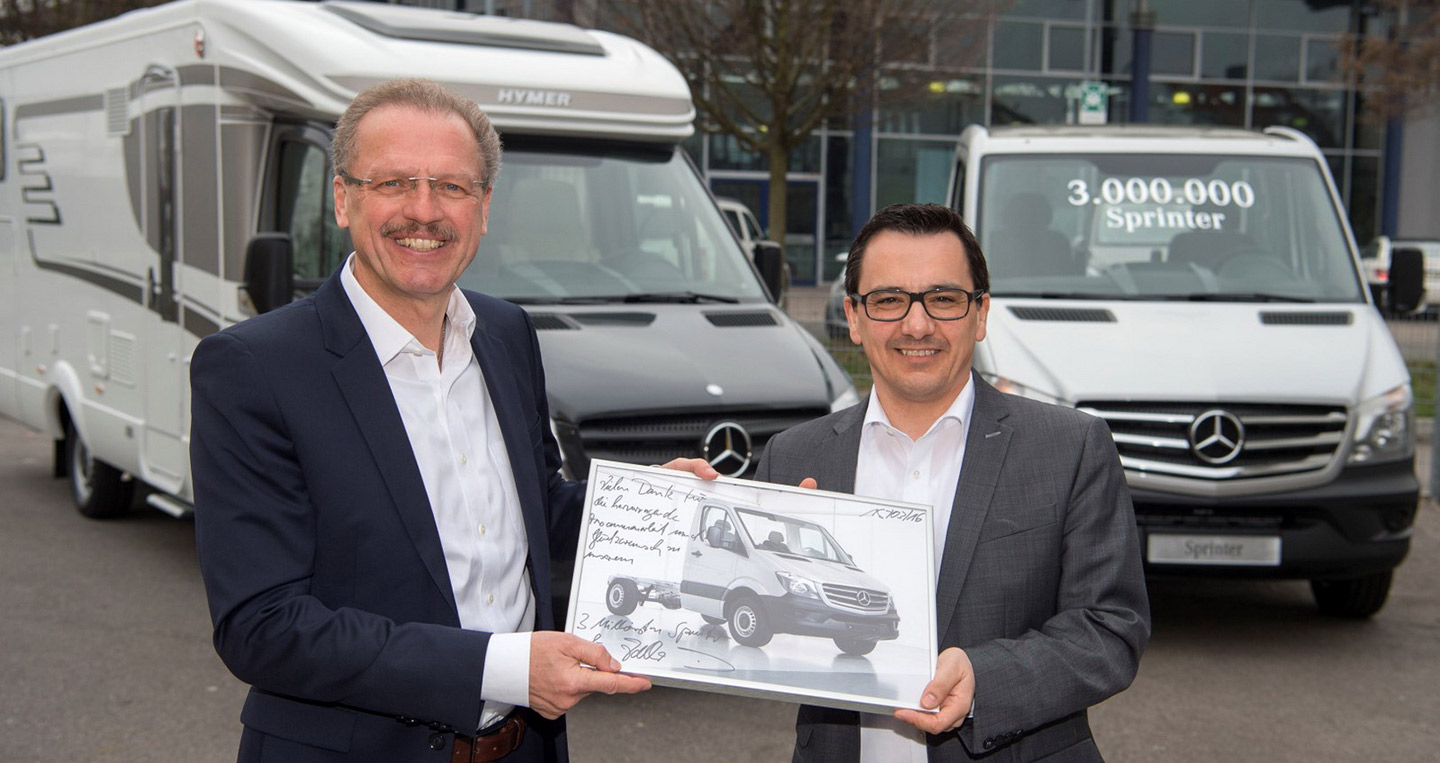 Mercedes Sprinter chạm mốc doanh số 3 triệu chiếc 2016-Mercedes-Benz-Sprinter-2.JPG