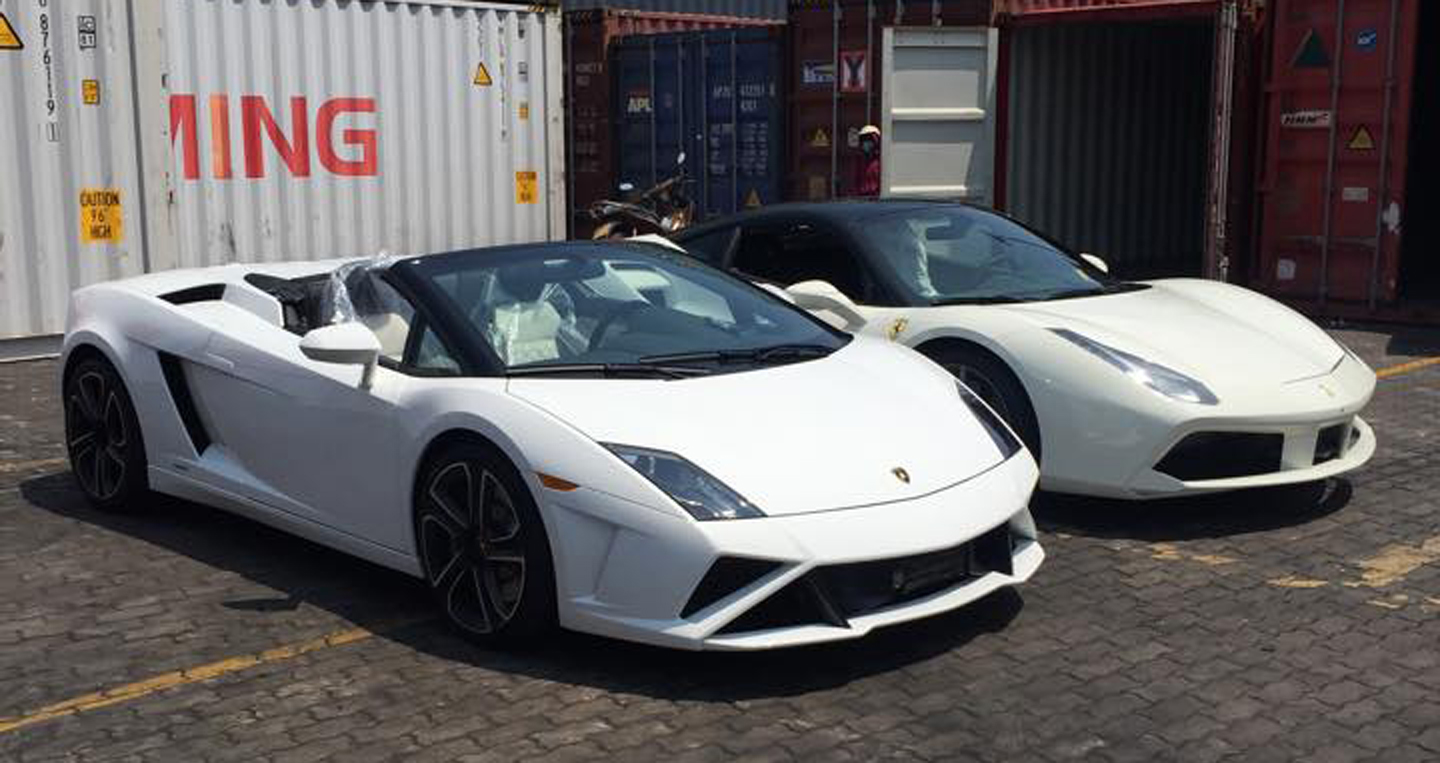 Siêu bò Lamborghini Gallardo Lp560-4 Spyder đầu tiên về Việt Nam Lamborghini Gallardo Spyder (6).JPG