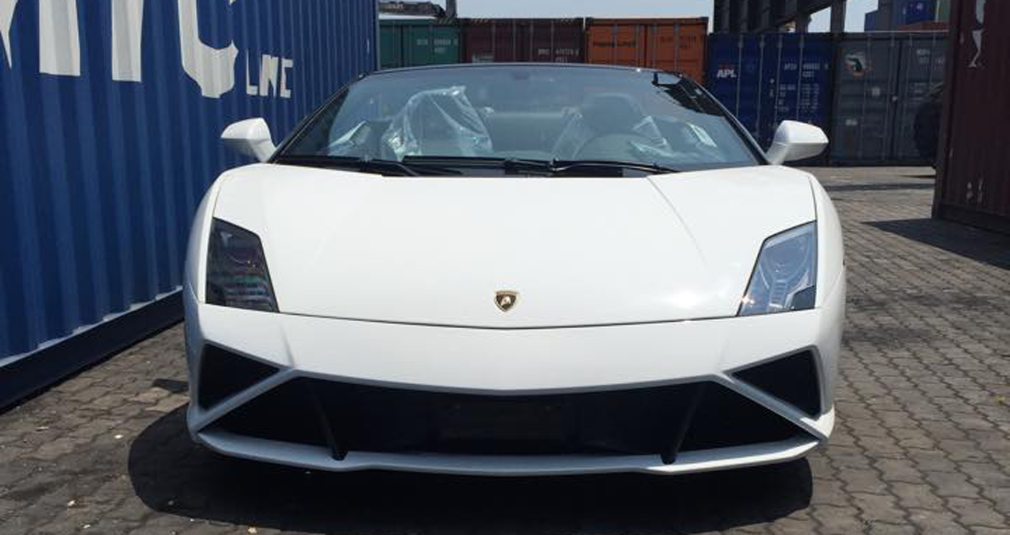 Siêu bò Lamborghini Gallardo Lp560-4 Spyder đầu tiên về Việt Nam Lamborghini Gallardo Spyder (7).JPG