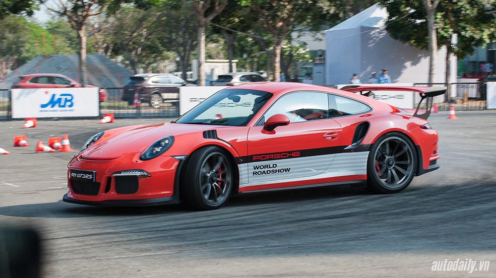 Một ngày trải nghiệm Porsche World Roadshow 2016 Porsche (22).jpg