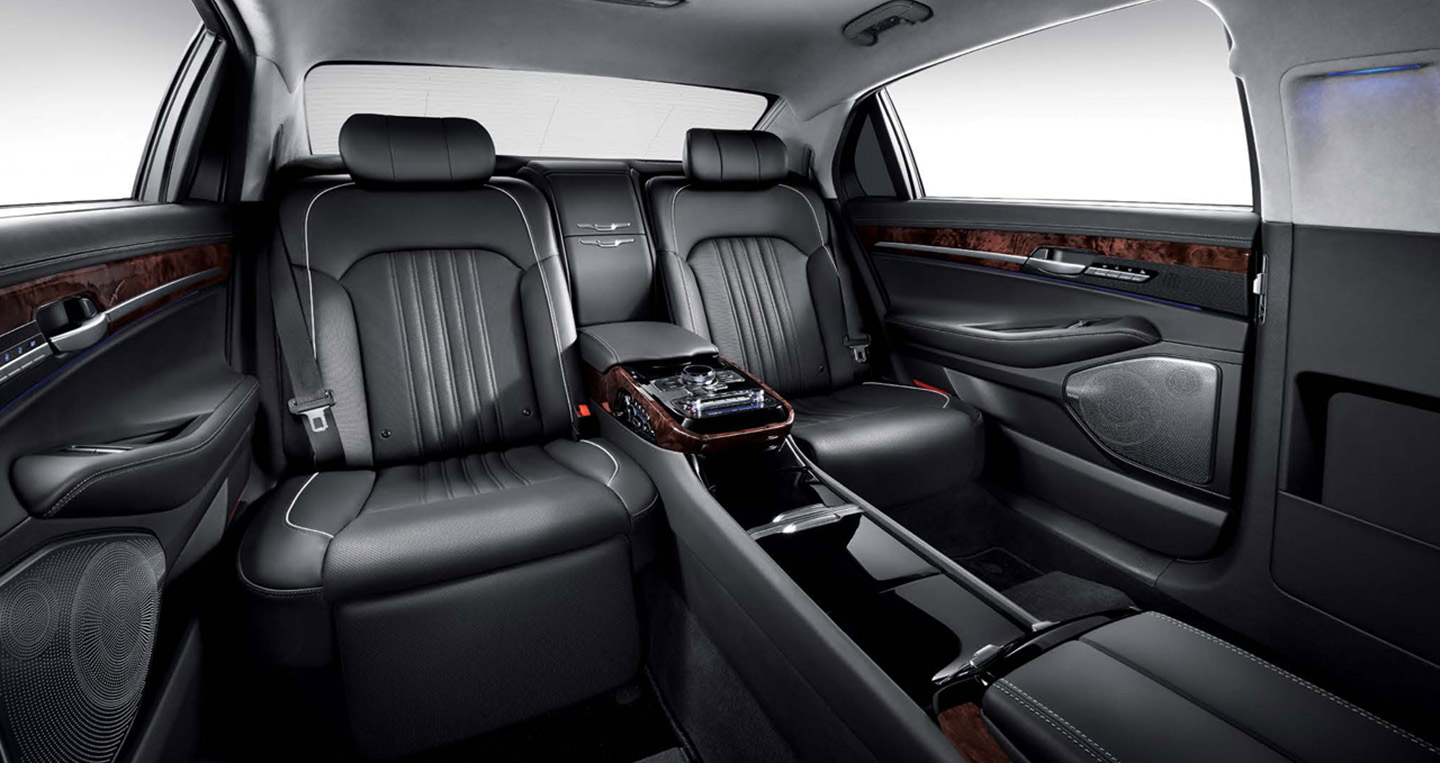 Ảnh chi tiết Genesis EQ900L genesis-eq900l-lwb (6).jpg