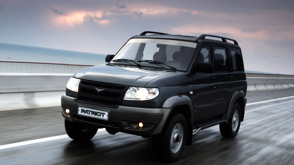 Ôtô Nga sắp vào Việt Nam với thuế suất 0% uazpatriot04-1445013131.jpg