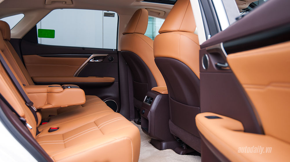 Lexus RX350 – Xứng tầm crossover hạng sang Lexus-RX-2016-44.jpg