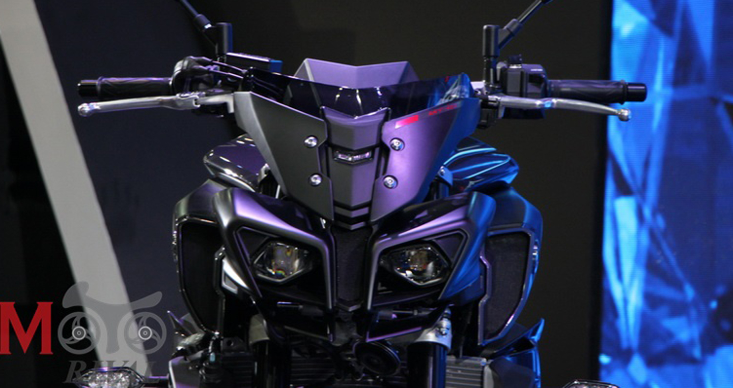 Siêu naked-Bike Yamaha MT-10 ra mắt thị trường Đông Nam Á Yamaha-MT-10-BIMS2016_07 copy.JPG