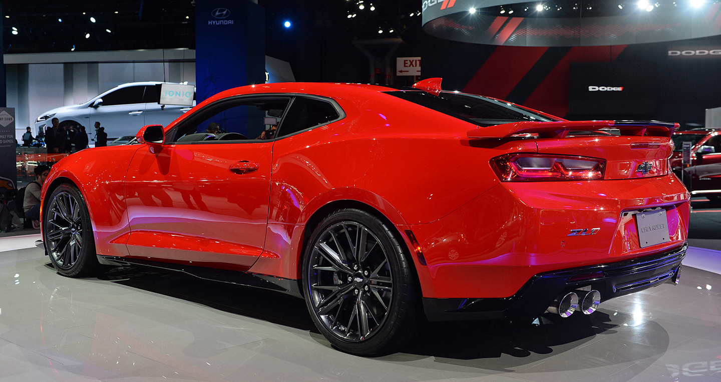 Cận cảnh Chevrolet Camaro ZL1 2017 “bằng xương, bằng thịt” Camaro ZL1 (2).JPG