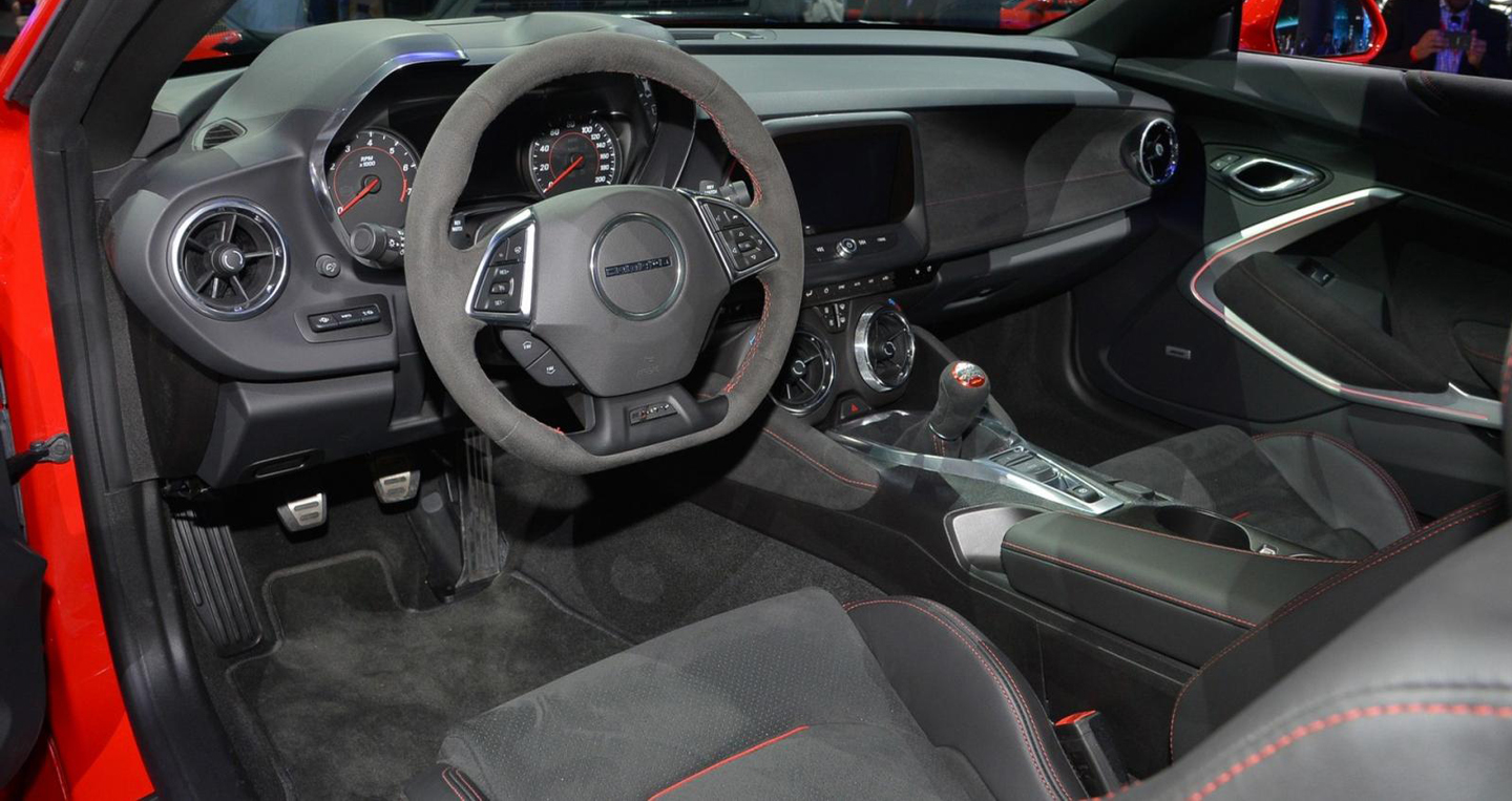 Cận cảnh Chevrolet Camaro ZL1 2017 “bằng xương, bằng thịt” Camaro ZL1 (6)-1.jpg