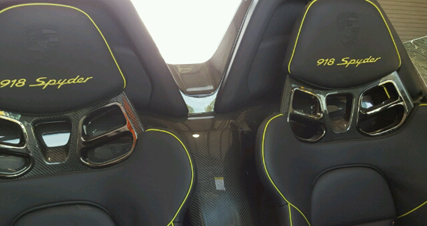 Siêu phẩm Porsche 918 Spyder “nát bét” giá 78.000 USD Porsche-918-6 copy.jpg