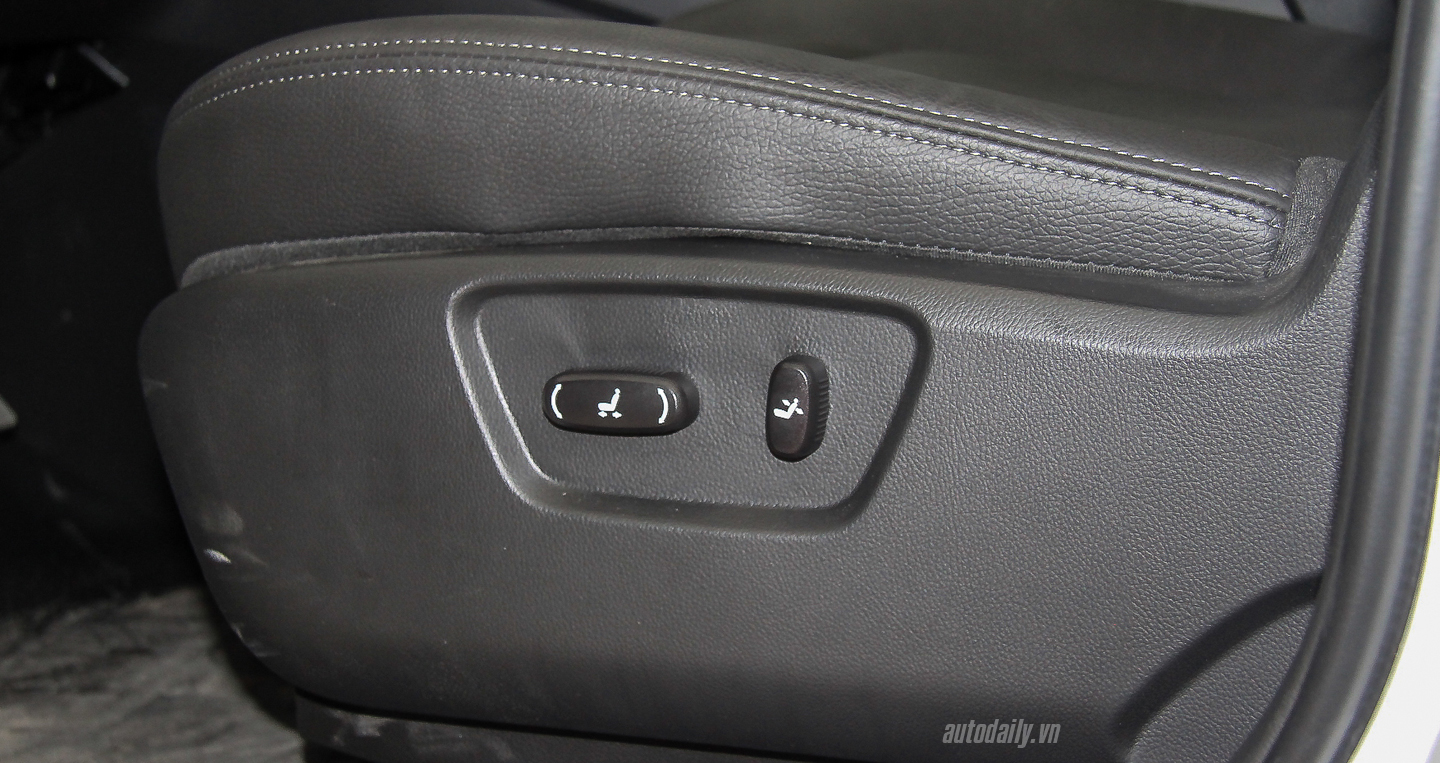 Chi tiết nội thất Chevrolet Captiva 2016 chevrolet Captiva 2016 (12).jpg