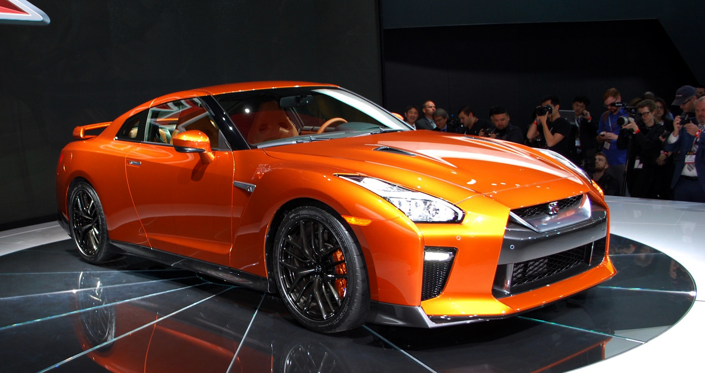 Loạt xe “hot” vừa ra mắt tại triển lãm New York 2016 17-Nissan-GTR-NYIAS - 2 copy.JPG