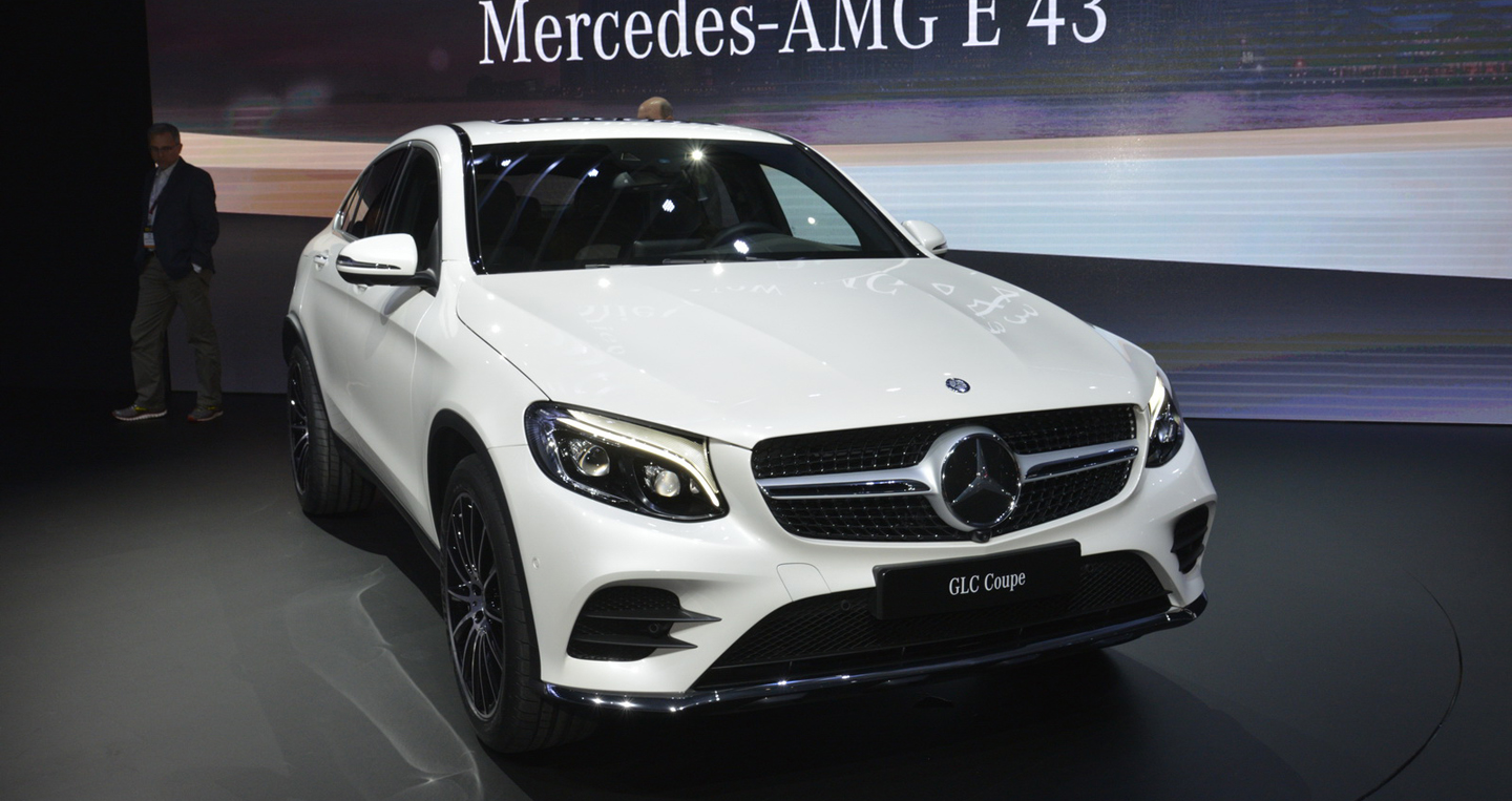 Loạt xe “hot” vừa ra mắt tại triển lãm New York 2016 2017-MercedesGLC-Coupe-10 copy.jpg